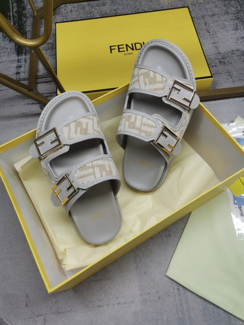 Fendi Slippers